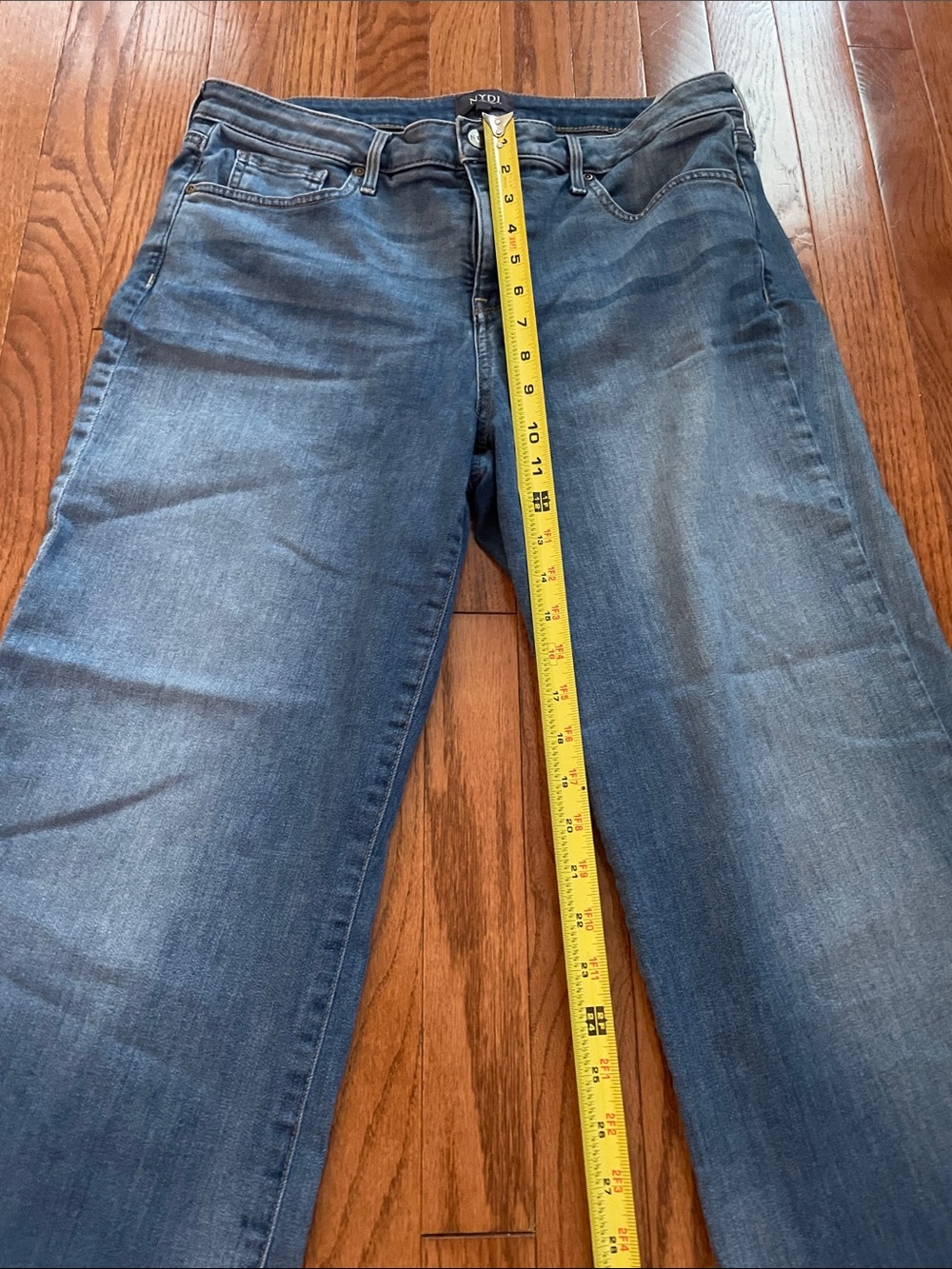 NYDJ Medium Wash Flare Leg Trousers Jeans Sz 12 - Picture 4 of 11